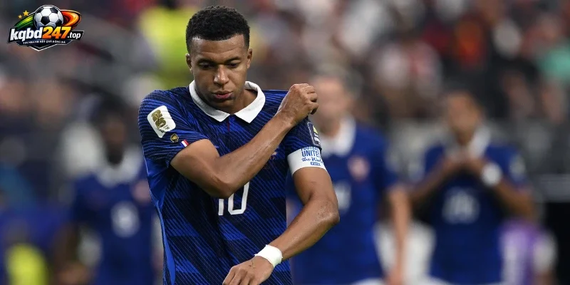 Kylian Mbappe mất cơ hội giành vé vào chung kết World Cup